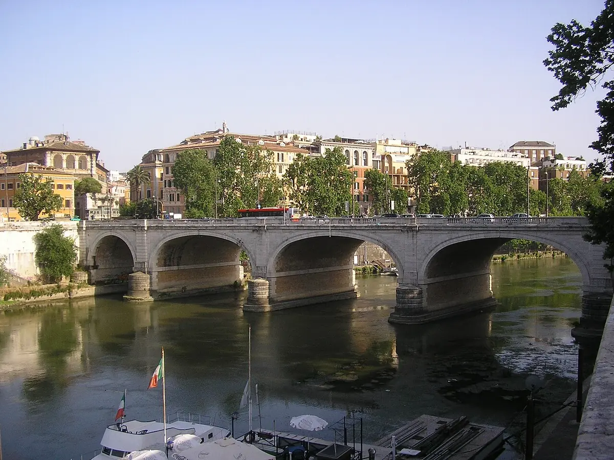 Ponte Cavour