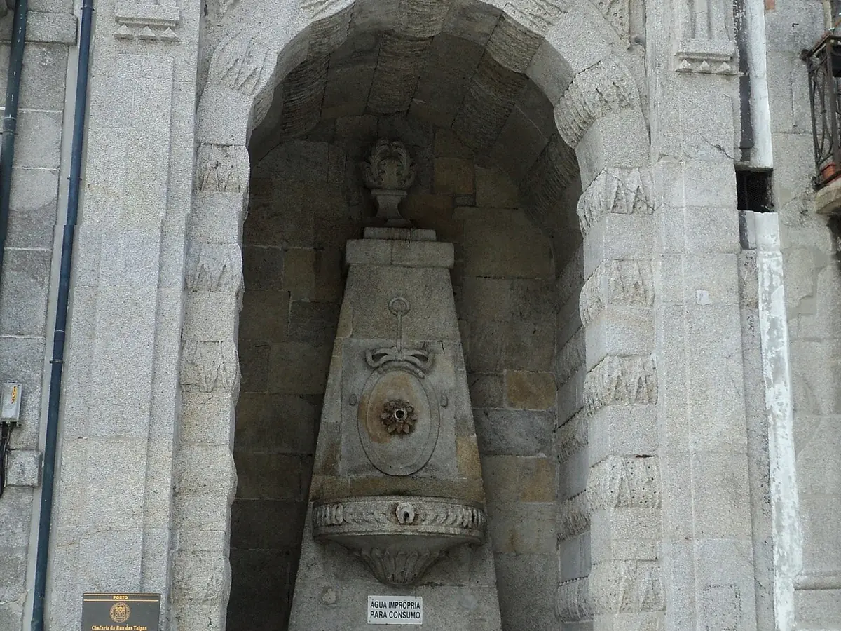 Chafariz da Rua das Taipas