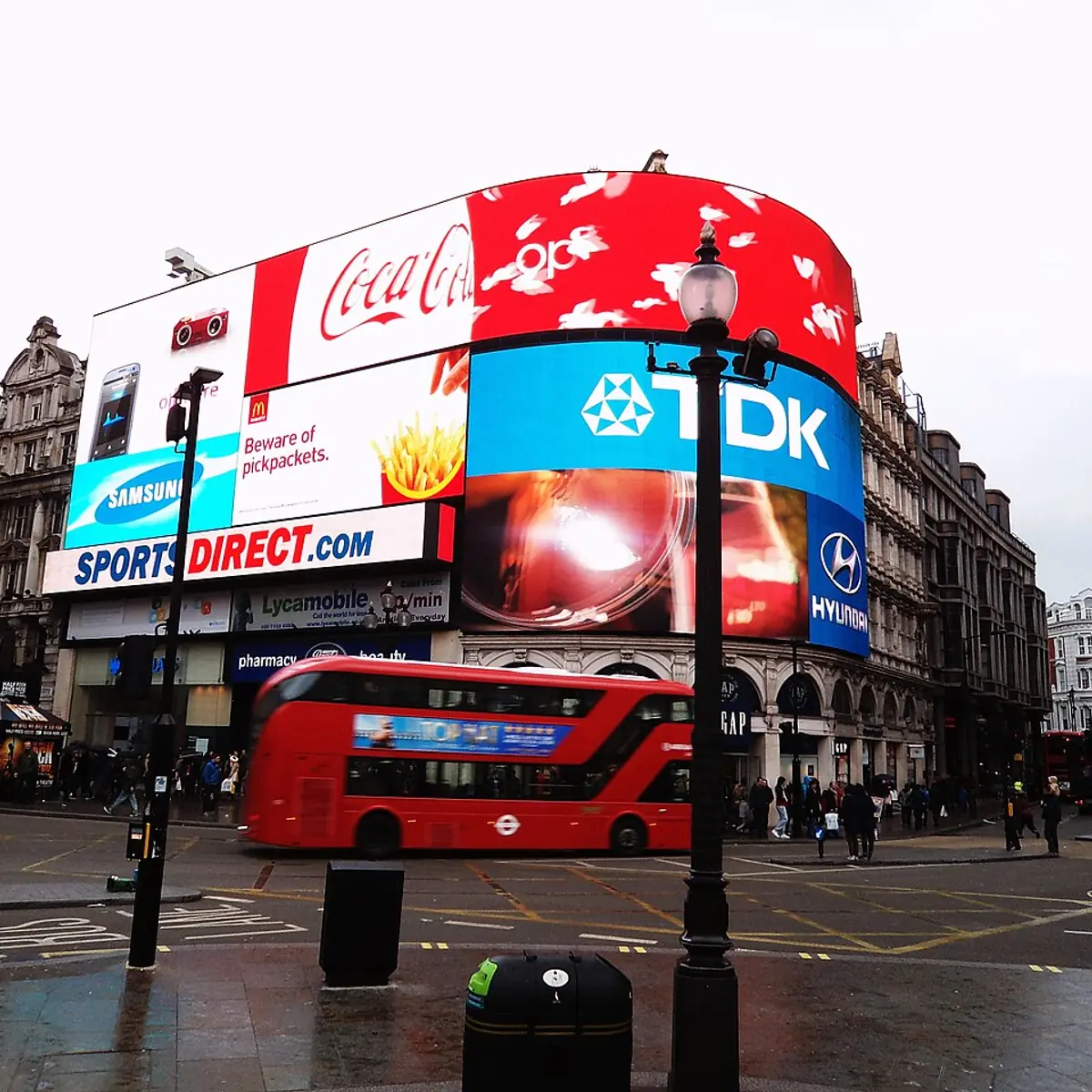 Piccadilly Circus