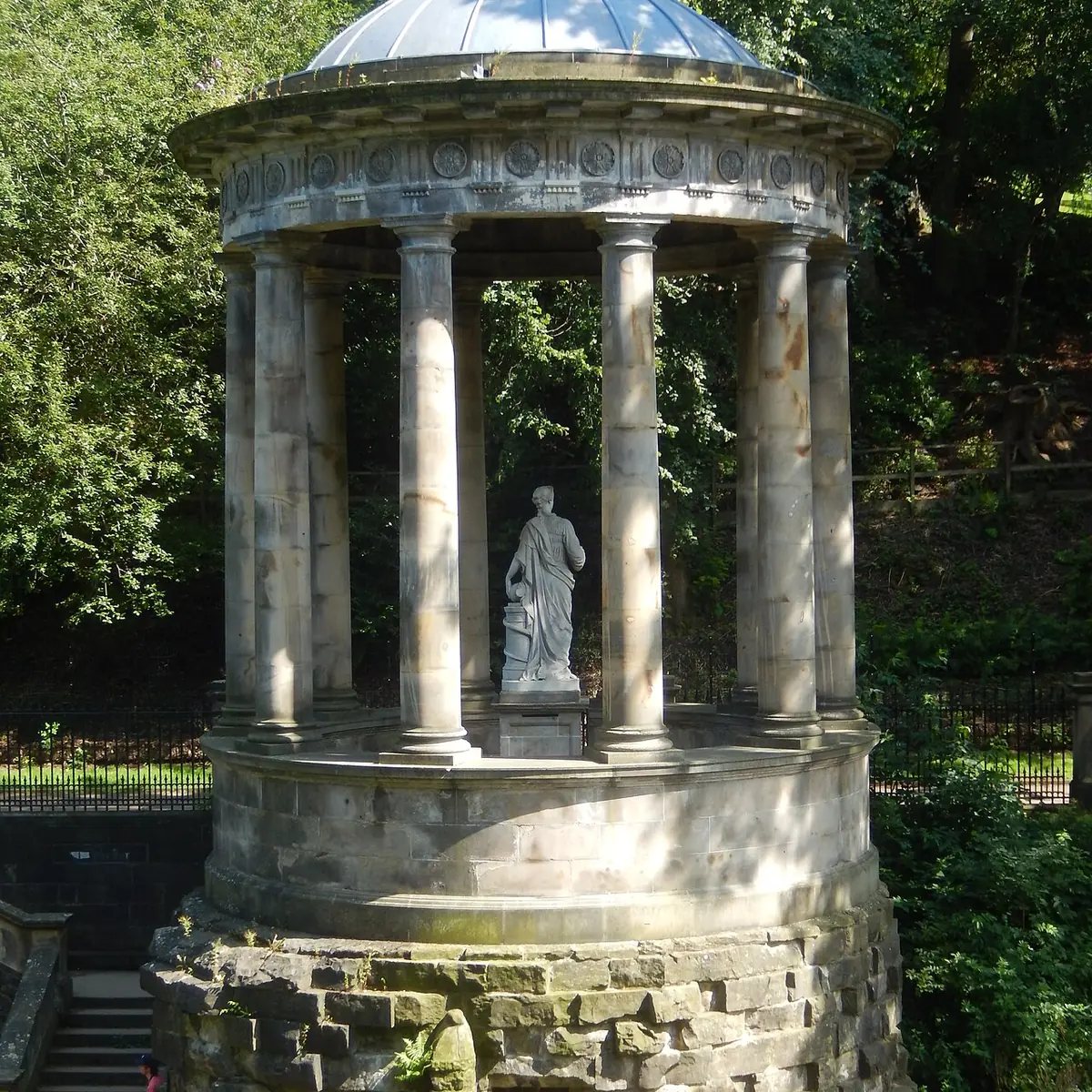 St Bernard's Well