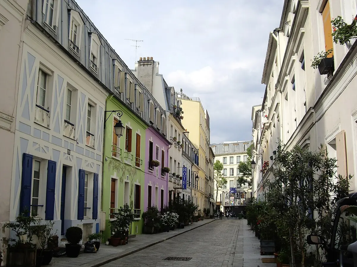 Rue Crémieux