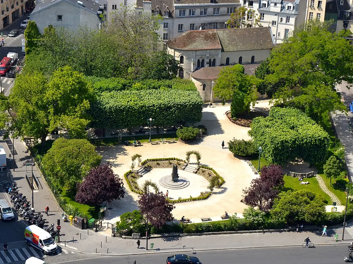 Square René Viviani