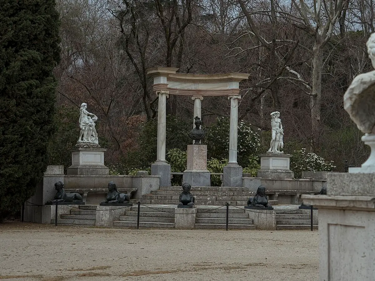 Jardín histórico El Capricho de la Alameda Osuna