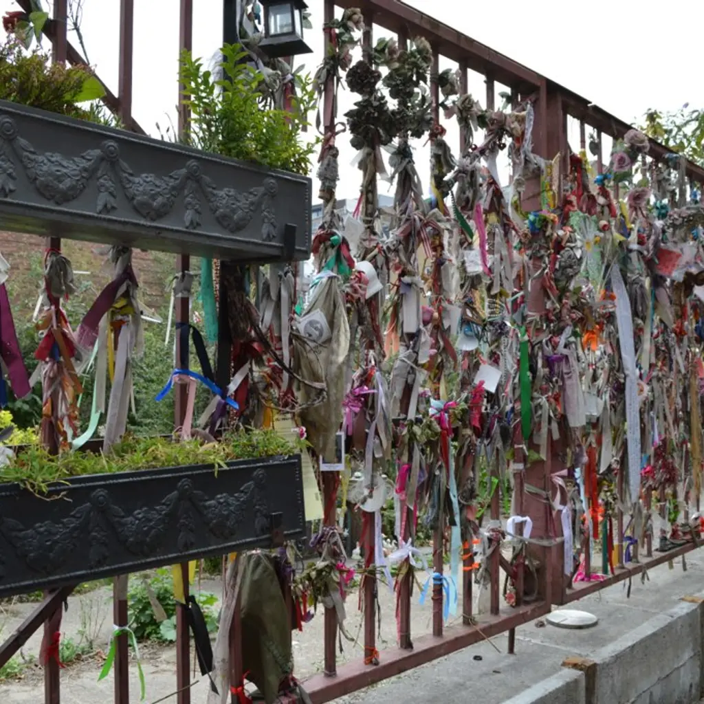 Crossbones Graveyard