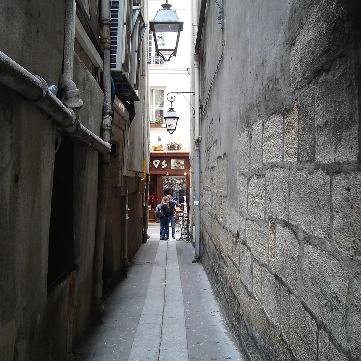 Rue du Chat Qui Pêche