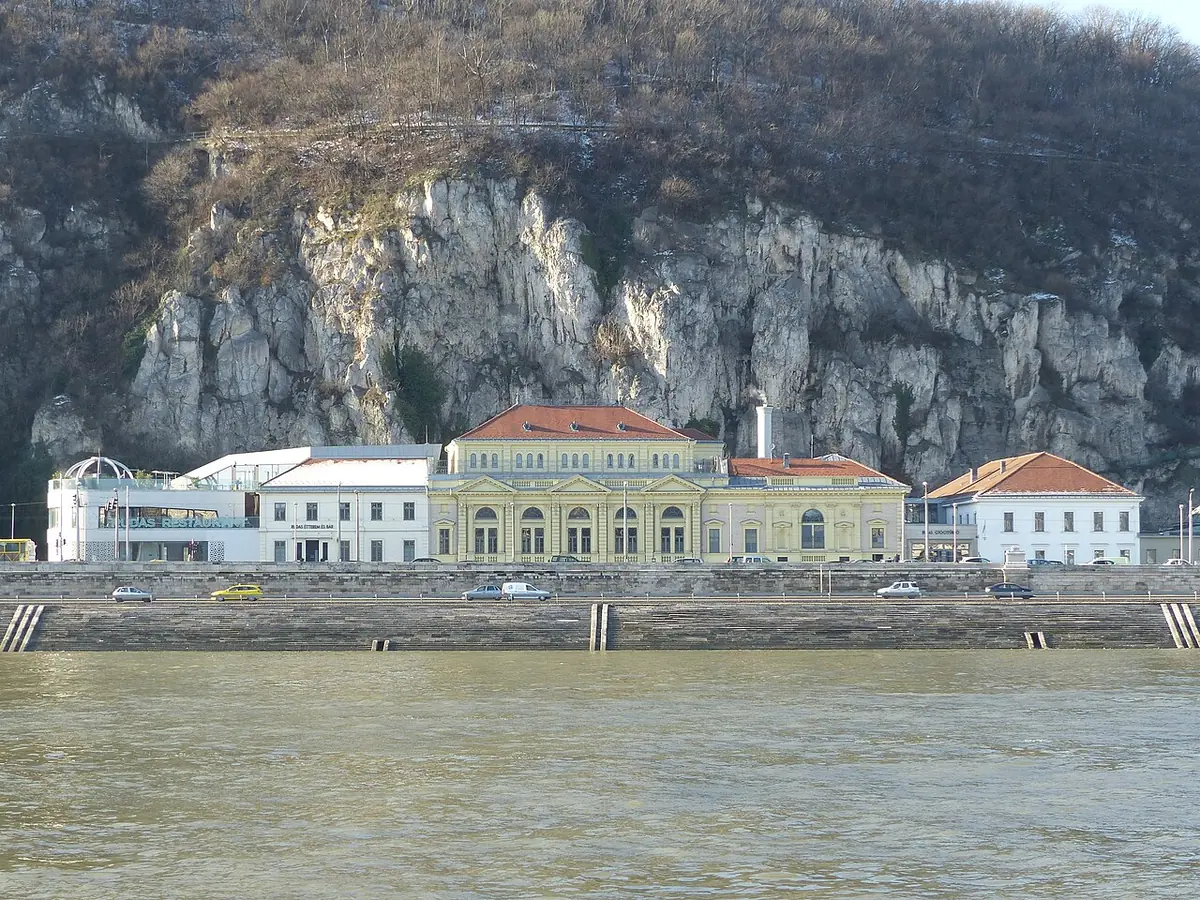 Rudas Gyógyfürdő és Uszoda