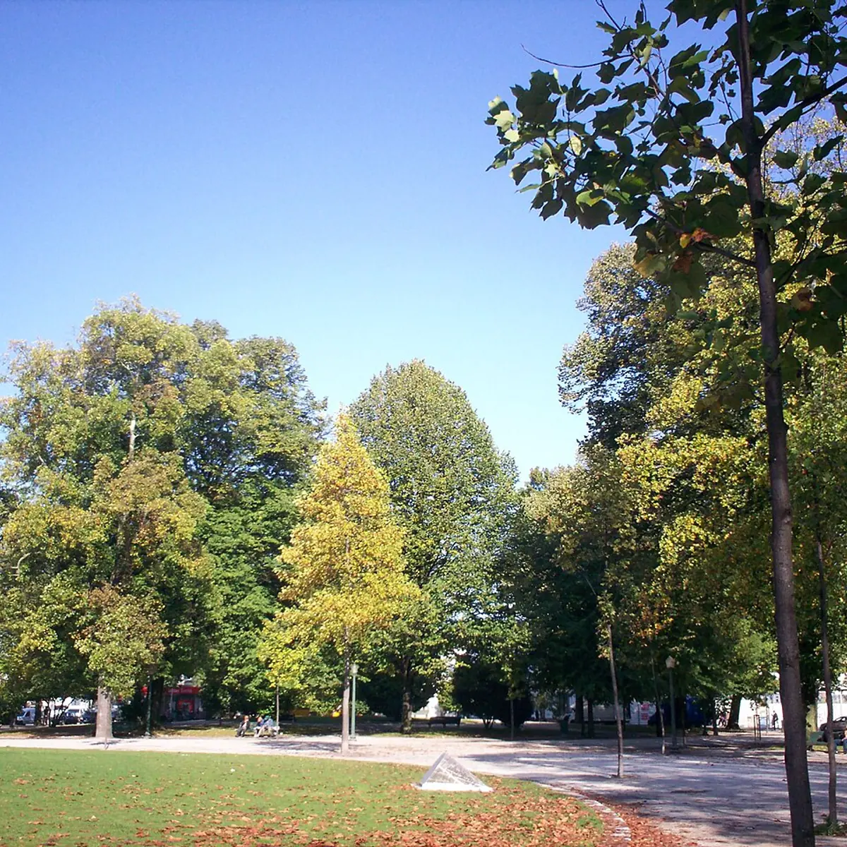 Jardim da Praça de Mouzinho de Albuquerque